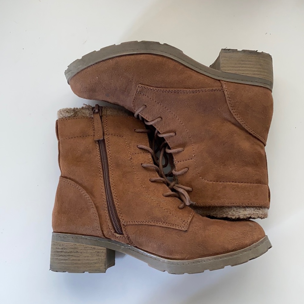 Women’s brown lace up boots